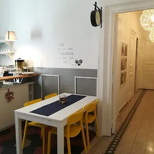 mirhome-guesthouse.it-romehotels.com/