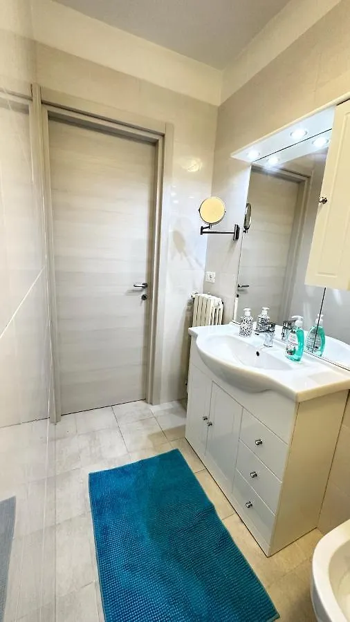 Maison d'hôtes Hotel Da Enzo à Desenzano del Garda